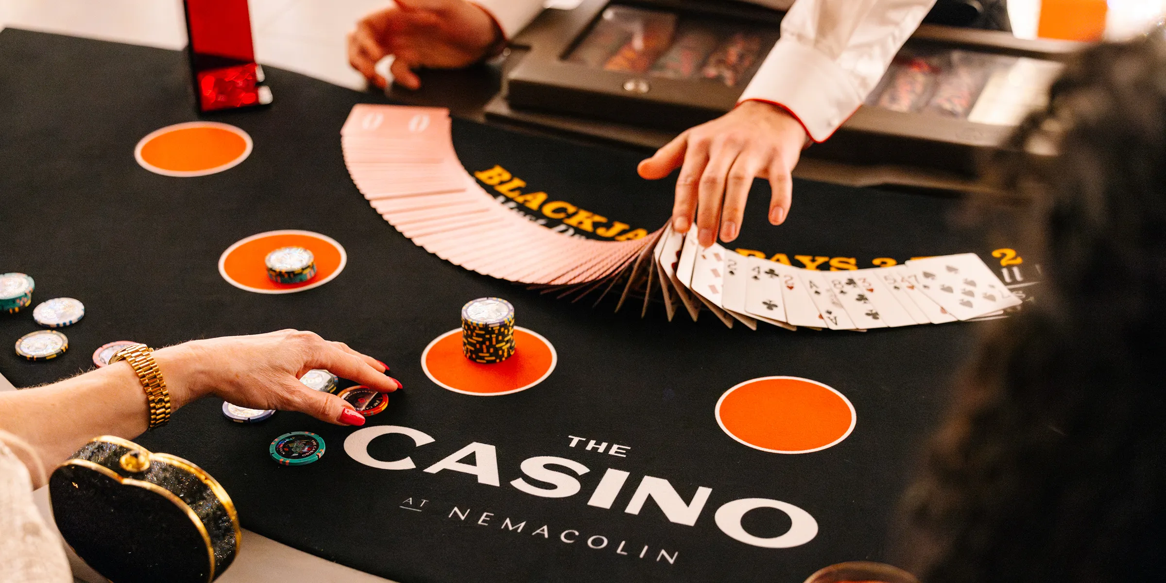 Lợi ích khi chơi tại Casino 1xBet